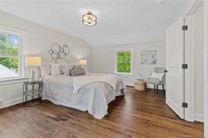 769 mountain bedroom-min