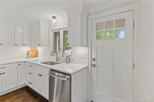 769 mountain kitchen-min